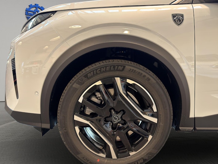 Vehicle image PEUGEOT 3008