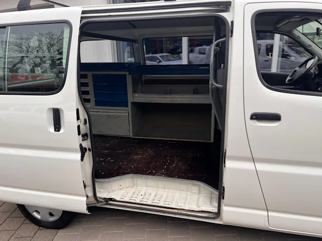 Toyota HIACE Kaw. 2.5 D-4D 4T.