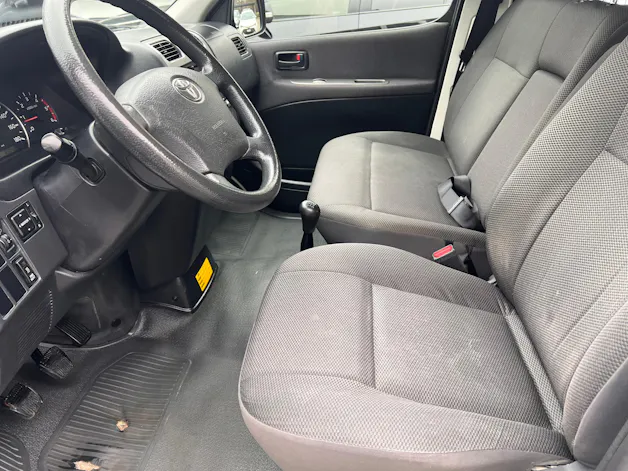 Toyota HIACE Kaw. 2.5 D-4D 4T.