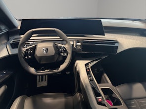 Vehicle image PEUGEOT 3008 1.6 Plug-in Hybrid GT
