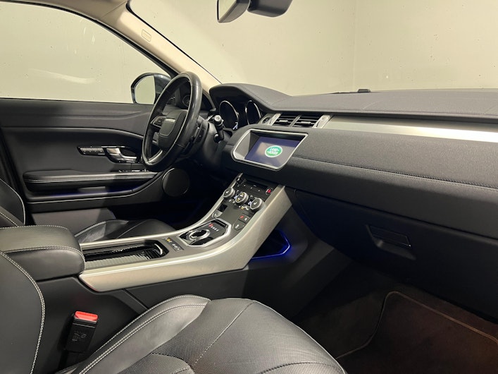 Vehicle image LAND ROVER RANGE ROVER EVOQUE