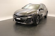 First vehicle image