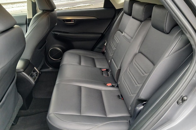 Vehicle image 9 Vehicle image 9