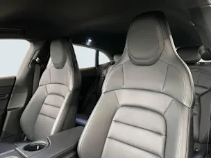 Porsche Taycan 4 Cross Turismo