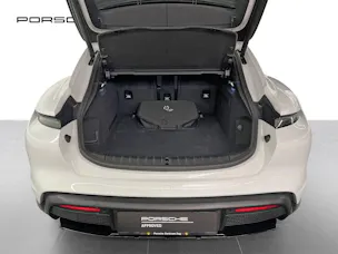 Porsche Taycan 4 Cross Turismo