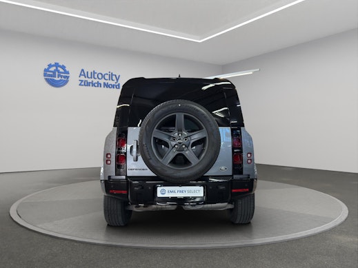 LAND ROVER Defender 110 3.0 D I6 X-Dynamic SE 3