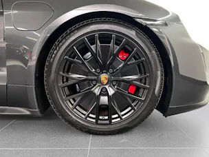 Porsche Taycan GTS Sport Turismo