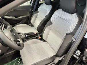 Mitsubishi Colt 1.6 HEV Invite+