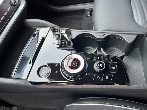 Vehicle image 12 Vehicle image 12