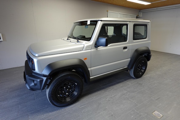 Vehicle image 34