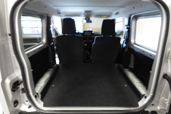 Vehicle image 37