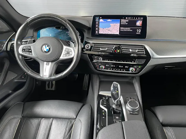 BMW 530e xDrive SAG Touring