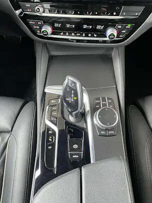 BMW 530e xDrive SAG Touring