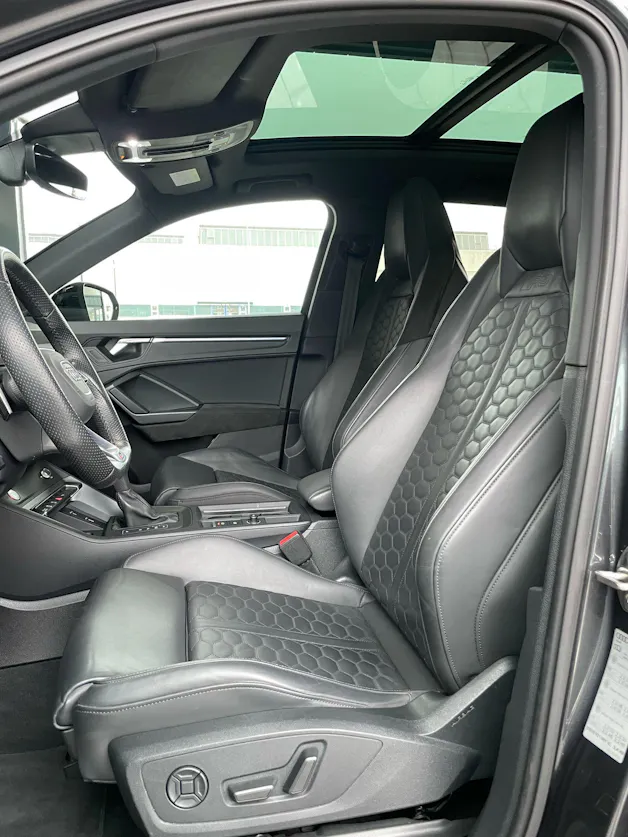 Audi RS Q3 2.5 TFSI quattro S-Tronic