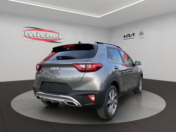 Vehicle image 5 Vehicle image 5