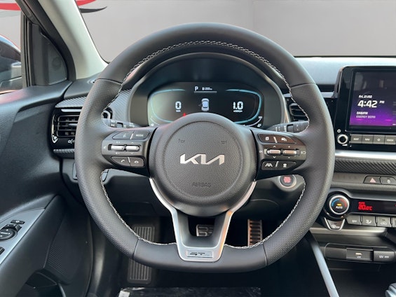 Vehicle image 11 Vehicle image 11