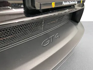 Porsche 718 Cayman GT4