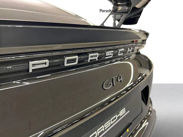 Porsche 718 Cayman GT4