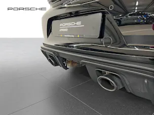 Porsche 718 Cayman GT4