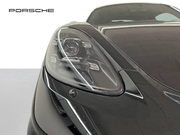 Porsche 718 Cayman GT4