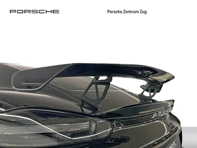 Porsche 718 Cayman GT4