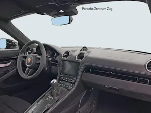 Porsche 718 Cayman GT4
