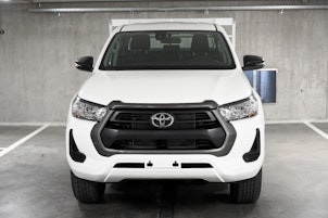 Vehicle image TOYOTA Hilux Double Cab.-Pick-up 2.4 D-4D 150 Comfort