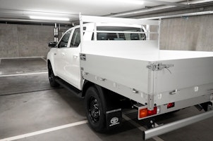 Vehicle image TOYOTA Hilux Double Cab.-Pick-up 2.4 D-4D 150 Comfort