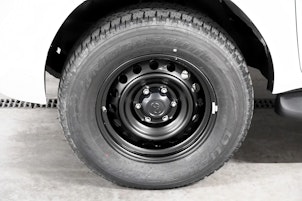 Vehicle image TOYOTA Hilux Double Cab.-Pick-up 2.4 D-4D 150 Comfort