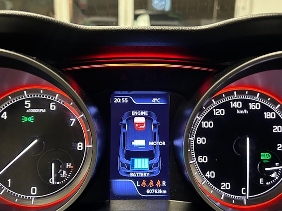 Vehicle image 8
