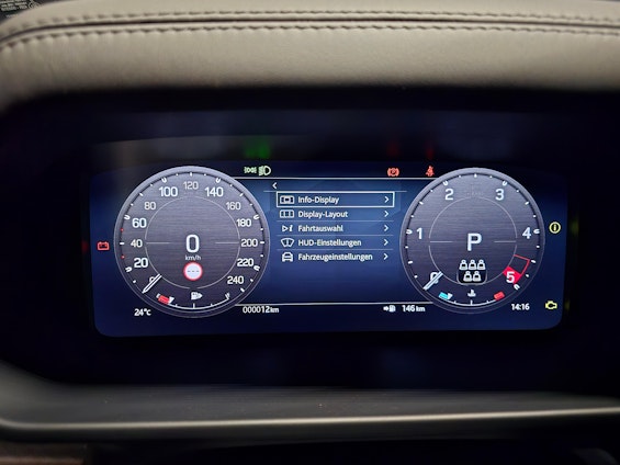 Vehicle image 18 Vehicle image 18