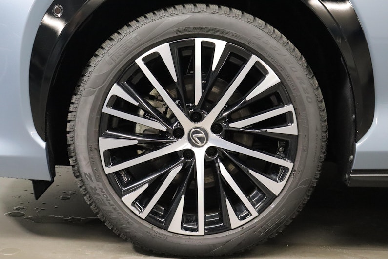 Vehicle image LEXUS RZ