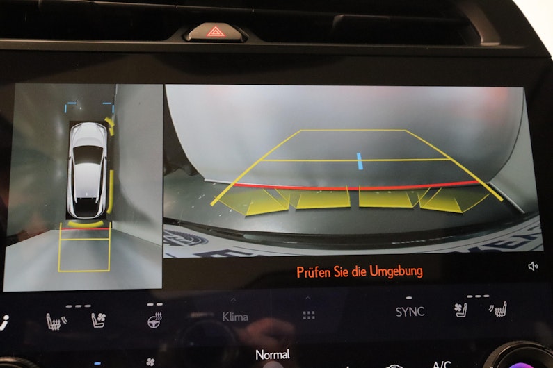 Vehicle image LEXUS RZ