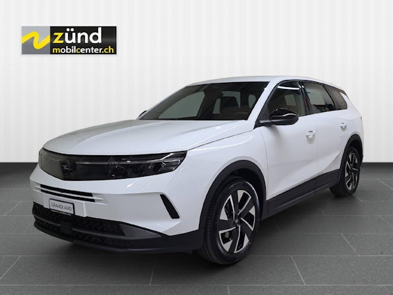 First vehicle image