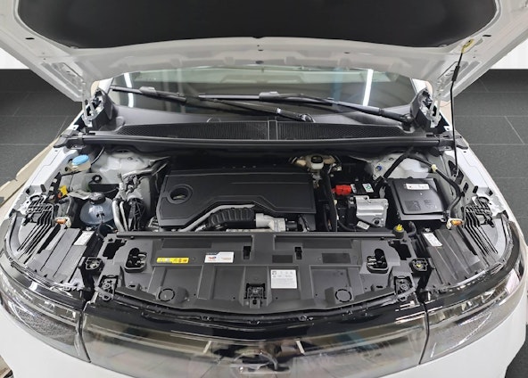 Vehicle image 14 Vehicle image 14