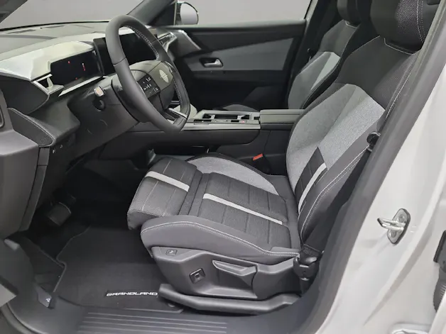 Opel Grandland 1.2 T MHEV Edition