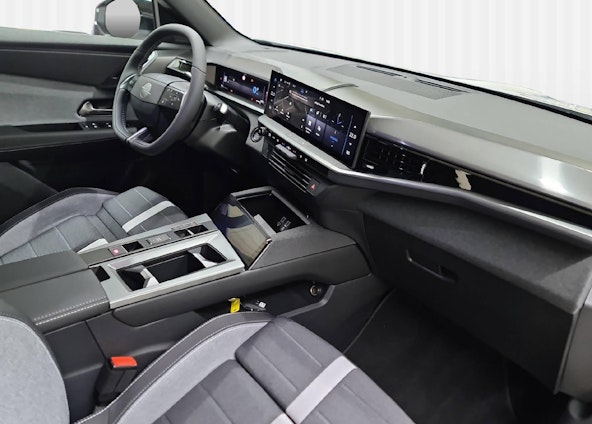 Vehicle image 11 Vehicle image 11