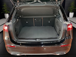 Vehicle image MERCEDES-BENZ B 250 4MATIC AMG Line