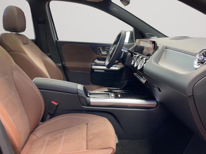 Vehicle image MERCEDES-BENZ B 250