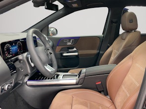 Vehicle image MERCEDES-BENZ B 250 4MATIC AMG Line