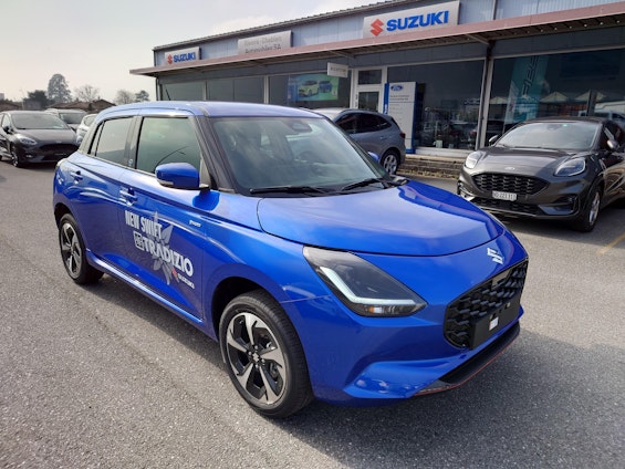 First vehicle image