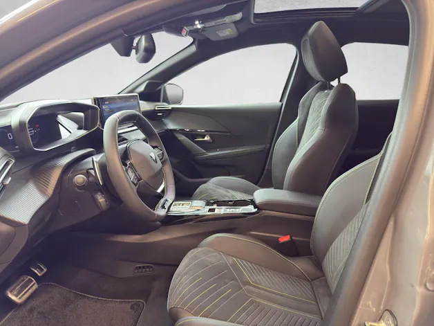 Peugeot 208 1.2 Hybrid 136 GT