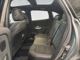 Mercedes-Benz GLA 200 AMG Line Night Star