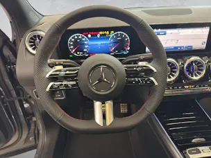 MERCEDES-BENZ GLA 200 AMG Line Night Star