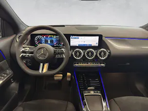 MERCEDES-BENZ GLA 200 AMG Line Night Star