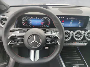 Mercedes-Benz GLB 200 AMG Line