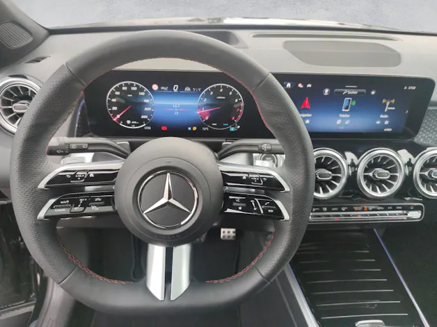 Mercedes-Benz GLB 200 AMG Line
