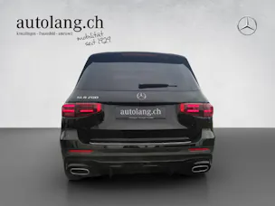 MERCEDES-BENZ GLB 200 AMG Line