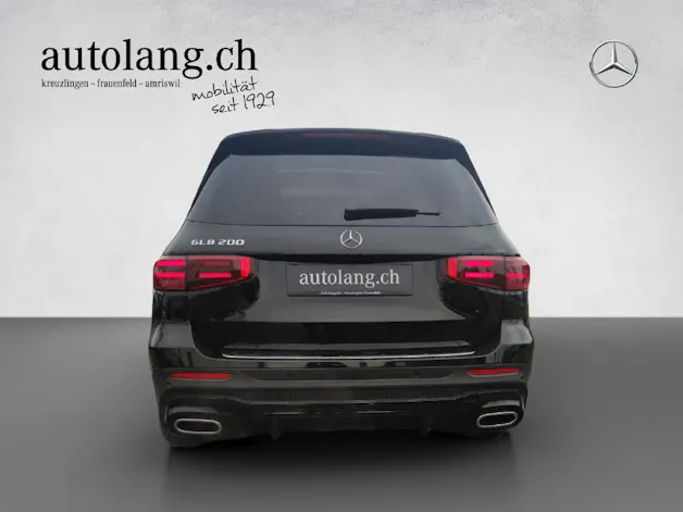 MERCEDES-BENZ GLB 200 AMG Line