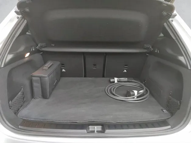 Mercedes-Benz EQA 250 AMG Line